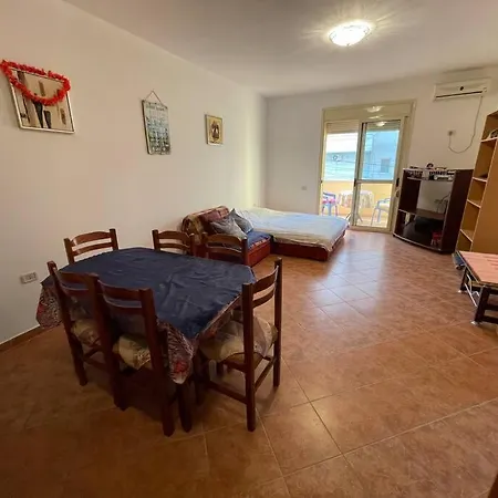 דירה Apartment, Lungomare